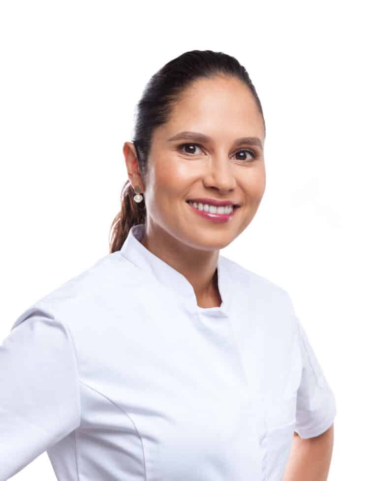 Drs. Petra Dikrama, dermatoloog en Mohs micrografisch chirurg bij Dikrama Clinics